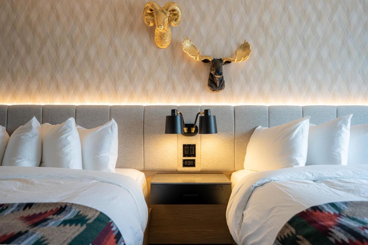 Hotel Mtn House By Basecamp Canmore